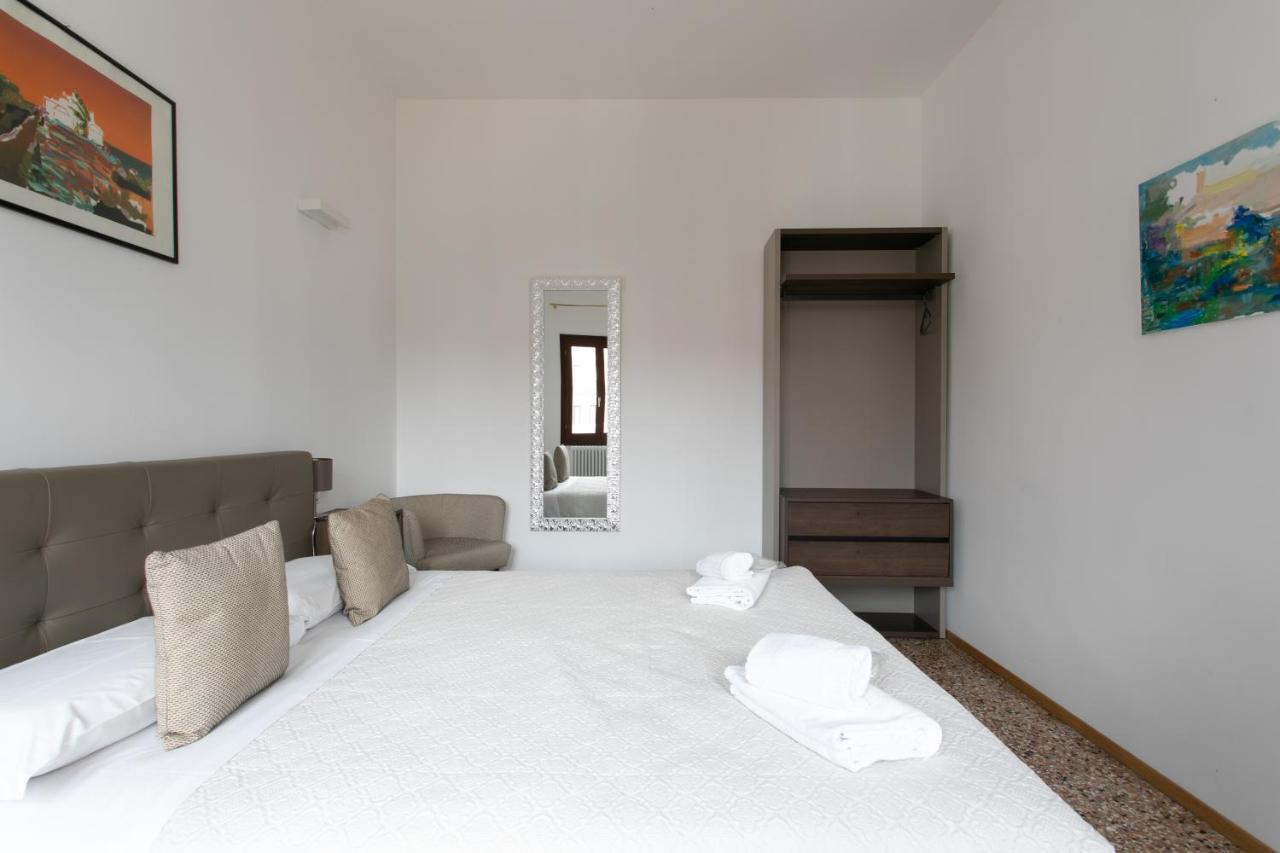 Residenza Pomponi Deluxe Apartment Veneţia Exterior foto
